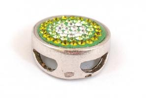 Ezüst(Ag) színes strasszokkal díszített medál, jelzett, d: 1,3 cm, bruttó: 2,2 g