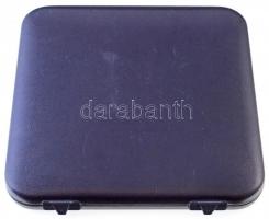 Műanyag éremtartó doboz, 5 férőhellyel. Használt, jó állapotban