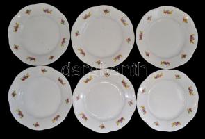 Zsolnay virágmintás porcelán készlet, 31db-os, kínáló tállal, tányérokkal, csészékkel, aljakkal, jel...