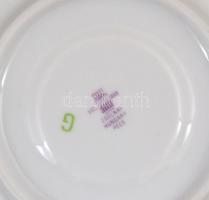 Zsolnay virágmintás porcelán készlet, 31db-os, kínáló tállal, tányérokkal, csészékkel, aljakkal, jel...