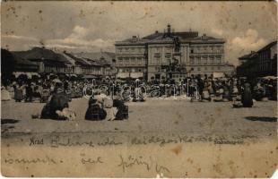 1904 Arad, Szabadság tér, Nemzeti színház, piaci árusok / square, theatre, market vendors (EM)