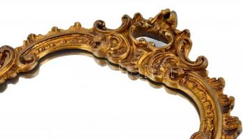 Neobarokk stílusú fa tükör, néhány helyen restaurált. 82x63 cm