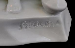 Zsolnay (Sinkó) fehér mázas olvasó kisfiú, jelzett, kis kopásnyomokkal, a feje ragasztott m: 18 cm