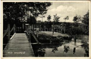 1940 Pilis, strandfürdő, fahíd. Fantusz Izidor kiadása (gyűrődés / crease)