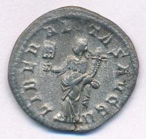 Római Birodalom / Róma / I. Philippus 244-249. Antoninianus Ag (3,94g) T:2,2- kis repedés
Roman Emp...