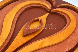 Leisztner Piroska (1938-): Virágzás. Faplasztika, jelzés nélkül, 68x48 cm