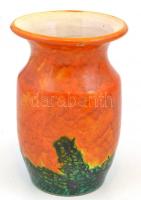 Össz. 2 db iparművész kerámia: Retró falitál, mázas kerámia, jelzés nélkül, mázhibákkal, d: 17,5 cm ...