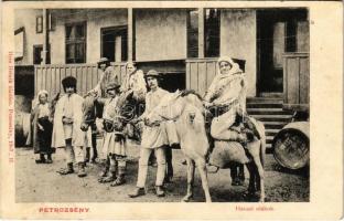 Petrozsény, Petrosani;. havasi oláhok szamárháton. Herz Henrik kiadása 1907. II. / Romanian folklore, donkeys