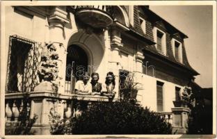 1941 Fugyivásárhely, Osorhei; Váradszentlászló kastély / castle. photo (kis szakadás / small tear)