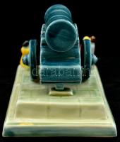 Orosz festett kerámia ágyú alakokkal, alján jelzett, talp szélén kisebb máz hibával, h. 7 cm, m: 14 ...