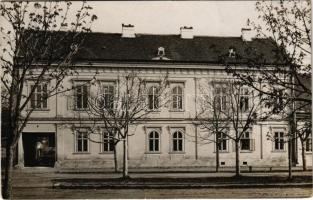 1911 Beszterce, Bistritz, Bistrita; ház / house. photo