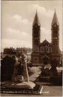 1937 Nyíregyháza, Kossuth Lajos tér és szobor, Római katolikus templom, bútorraktár. Fábián Pál kiadása