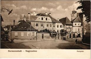 Nagyszeben, Hermannstadt, Sibiu; Huet tér. Karl Engber kiadása Nr. 19. / Huetplatz / square