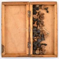 Faragott fa sakk készlet 21x21 cm