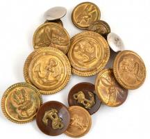 14 fém, főként katonai gomb