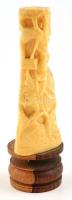Nevető Buddha / faragott csont szobrocska fa talapzaton 13,5 cm