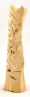 Isten / totemoszlop faragott csont szobrocska 19 cm