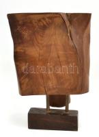 Jelzés nélkül: Alak a tájban. Faragott fa szobor. 13,5 cm