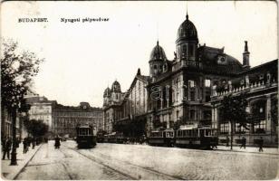 1933 Budapest VI. Nyugati pályaudvar, villamosok. Vasúti Levelezőlapárusítás 76.