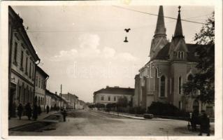1940 Máramarossziget, Sighetu Marmatiei; Református templom és gimnázium / Calvinist church and high school