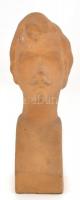 Petőfi Sándor égetett cserép büszt, sérüléssel, m: 12 cm