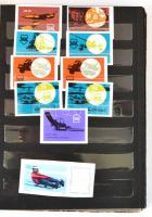 Vegyes parafilatélia és bélyeg tétel kis 12 lapos berakóban (takarékbélyeg, tagdíjbélyeg, stb.)