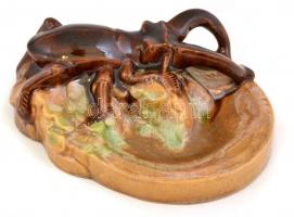 Szarvasbogaras mázas kerámia névjegykártyatartó, jelzés nélkül, kis hibával, 16×14 cm