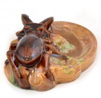 Szarvasbogaras mázas kerámia névjegykártyatartó, jelzés nélkül, kis hibával, 16×14 cm