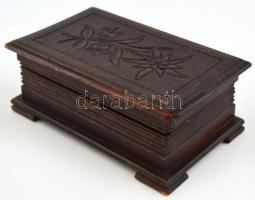 Havasi gyopár mintás fadoboz, enyhén kopottas állapotban, 8,5x14x5 cm