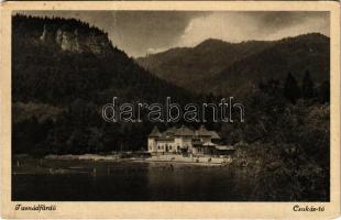 1943 Tusnádfürdő, Baile Tusnad; Csukás-tó, strand / Lacul Ciucas / lake, beach + M. KIR. POSTA 353 (gyűrődés / crease)