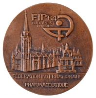 1984. &quot;FIP &#039;84 - Fédération Internationale Pharmaceutique / Budapest - Nemzetközi Gyógyszerészeti Szövetség&quot; Br emlékplakett (89mm) T:2