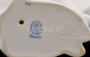 Herendi porcelán macska, fehér mázas, kézzel festett szemekkel, jelzett, hibátlan, m: 11,5 cm