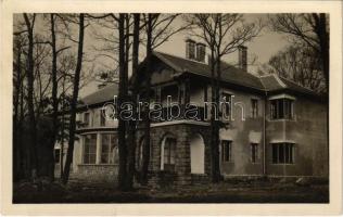 1932 Mátrafüred (Gyöngyös), A Csongrád vármegyei általános tanítóegyesület üdülőháza. Wickl Pál kiadása
