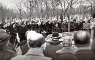 cca 1942 dr. Okolitsny Szabó Zoltán temetése 18 db 6x9 cm-es fotó