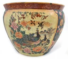 Jelzett kínai fajansz edény. Kívül, belül festett, kis kopásokkal. d:26 cm, m: 20 cm