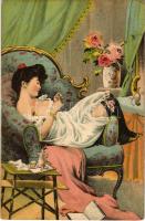 Erotic lady in chair, litho art postcard (Rb)