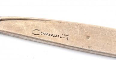 Community jelzésű alpakka étkészlet, 2 db kés, 1 db teáskanál, 1 db villa és 1 db vajkés, enyhén kop...