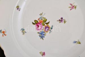 Herendi virágmintás tányér, kézzel festett, jelzett, kopásokkal, d: 31 cm