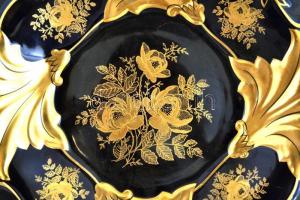 Echt Weimar-Kobalt porcelán tál, jelzett, aranyozott matricás, kopásnyomokkal d: 31,5 cm