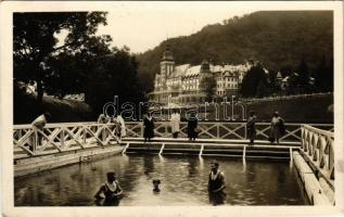 1933 Lillafüred (Miskolc), strandfürdő és Palota szálló. Márton Jenő felvétele 306. sz.