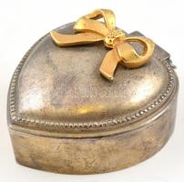 Szív alakú fém ékszeres dobozka 8x7 cm