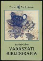 Tordai Gábor: Vadászati bibliográfia. Lezárva: 2000. december 31. Bp., 2003, Tordai Antikvárium. Kiadói papírkötés, jó állapotban.
