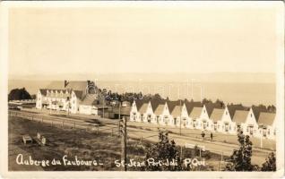 1953 Saint-Jean-Port-Joli (Quebec), Auberge du Faubourg / hotel, automobile (EK)