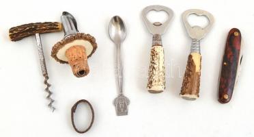 Agancs sörnyitó, agancs dugóhúzó, üvegdugó, bicska, kiskanál, nád dobozban, 18×12×7 cm