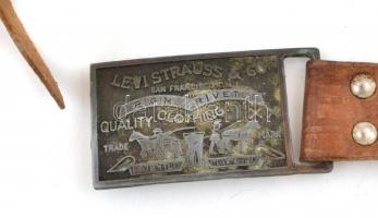 Levis bőr nadrágszíj, viseltes állapotban