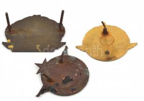 Balesetmentes közlekedésért autó hűtőrácsára szerelhető jelvény 3 db: 500e km, 750 e km, km nélküli....