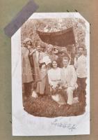 cca 1913 az Amatőr Gyűjtők És Sportolók Egyesülete festett vászonkötésű fotóalbuma, 22 db fotólappal, bélyegzéssel, gerince sérült, kopottas állapotban, hátulja firkált