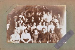 cca 1913 az Amatőr Gyűjtők És Sportolók Egyesülete festett vászonkötésű fotóalbuma, 22 db fotólappal...