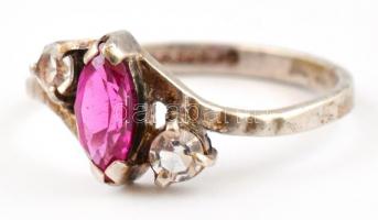 Ezüst(Ag) háromköves gyűrű, jelzett, méret: 54, bruttó: 1,6 g