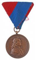 1938. Felvidéki Emlékérem Br kitüntetés eredeti mellszalagon T:2 kis ph. Hungary 1938. Upper Hungary Medal Br decoration with original ribbon C:XF small edge error NMK 427.